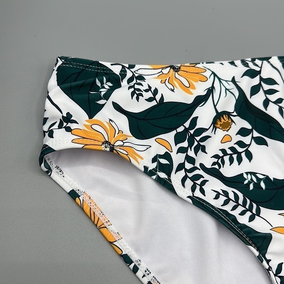 Women's High Waist Floral Fauna Full Coverage Swim Bikini Bottoms Size Medium - Picture 2 of 4